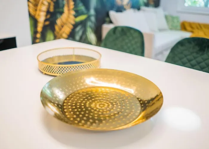 Jungle アパート シオーフォク